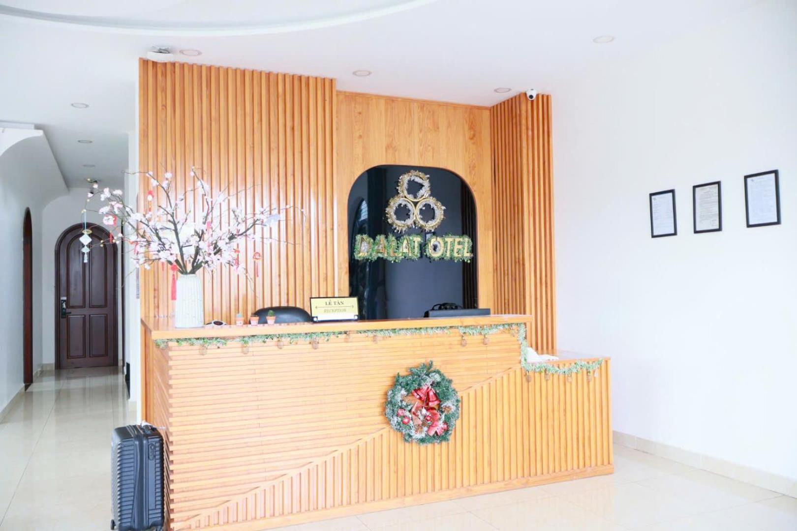Otel Hotel Dalat Eksteriør billede